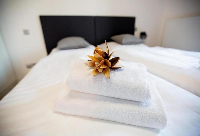 پانسیون Exclusive Penzion Viva Residence