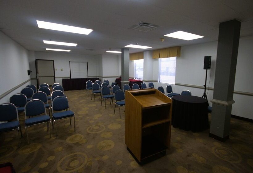 Atrium Hotel And Suites Dfw Airport