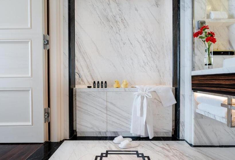 Fotos del hotel Caravelle Saigon:  11