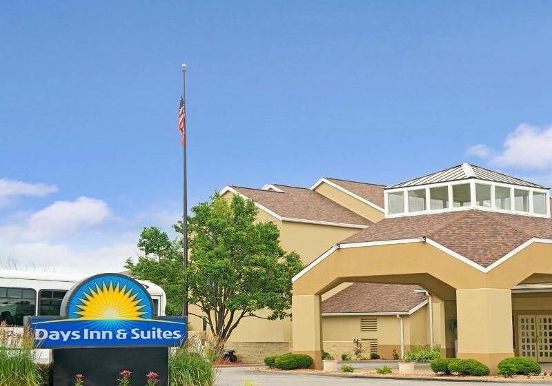 هتل Days Inn By Wyndham St. Louis/westport Mo
