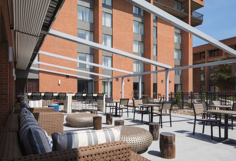 Doubletree By Hilton Hotel Syracuse