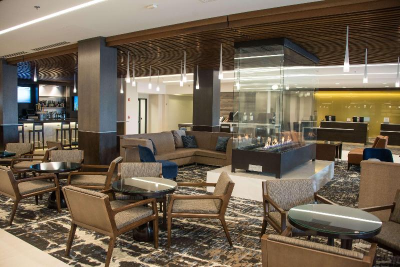Doubletree By Hilton Hotel Syracuse