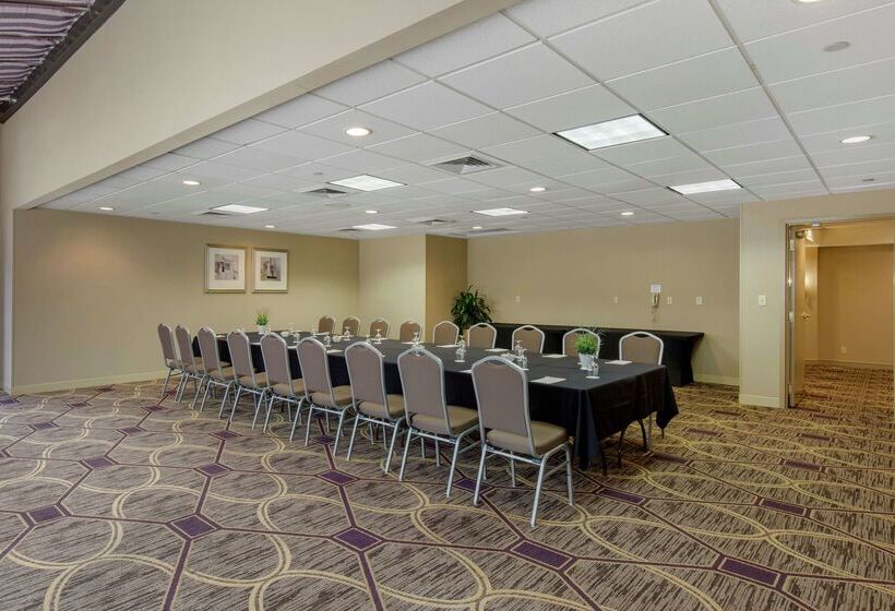 فندق Doubletree By Hilton Downtown Wilmington   Legal District