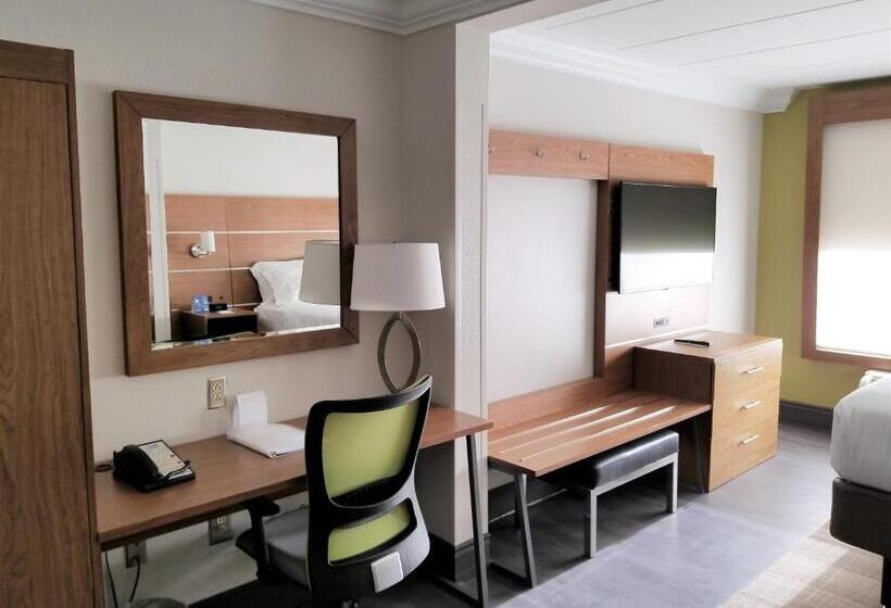 هتل Holiday Inn Express Columbia Ne   Fort Jackson