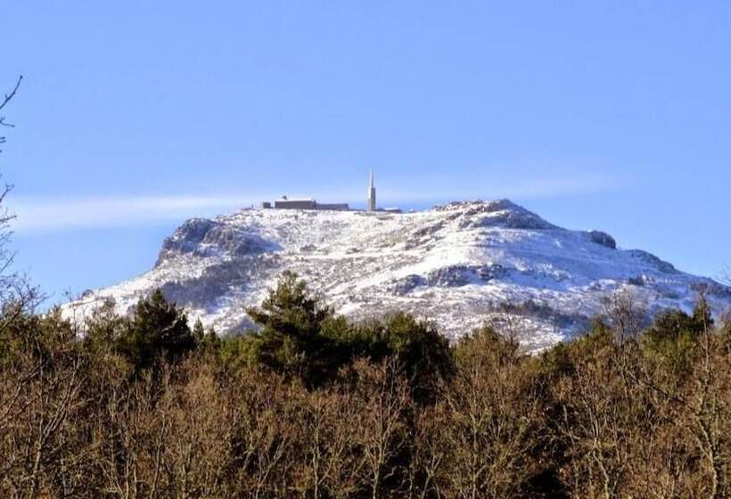 호텔 Hospedería Del Santuario De La Peña De Francia