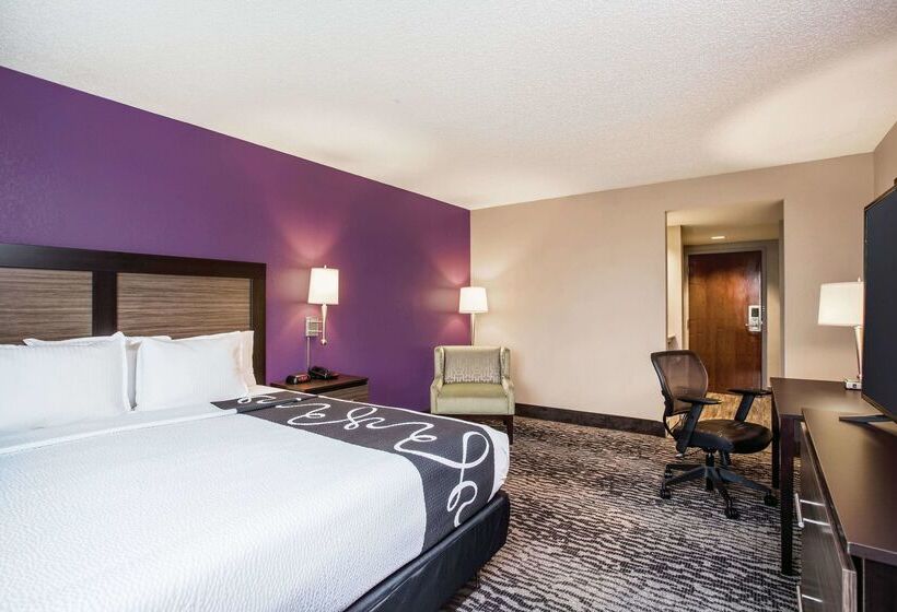 هتل La Quinta By Wyndham Clearwater South