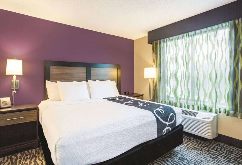 هتل La Quinta By Wyndham Clearwater South