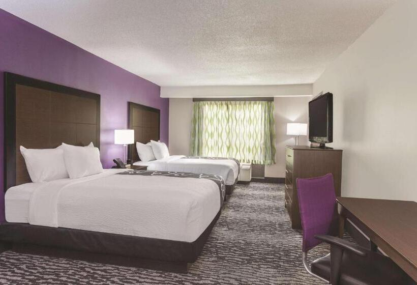 هتل La Quinta Inn & Suites By Wyndham Columbus North