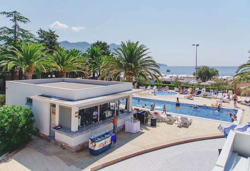 Hotel Montenegro Beach Resort