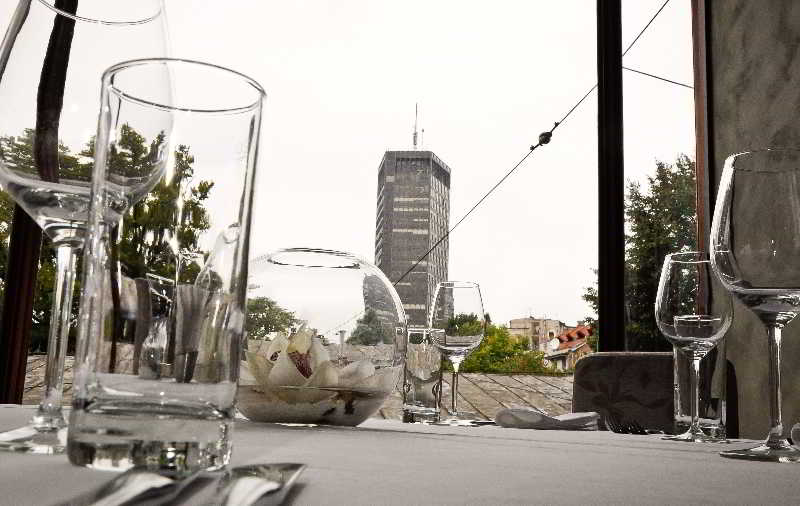 هتل Moxy Belgrade