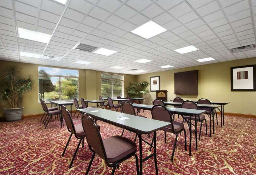 فندق Wingate By Wyndham Chattanooga