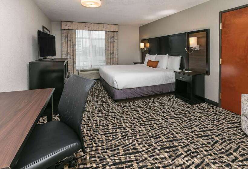 هتل Wingate By Wyndham Dallas Love Field
