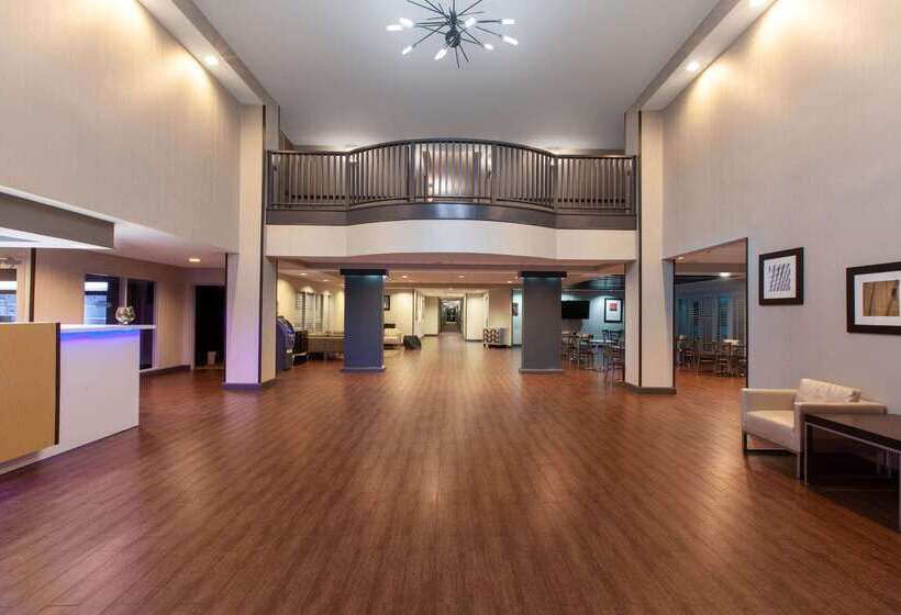 Отель Wingate By Wyndham Oklahoma City Airport