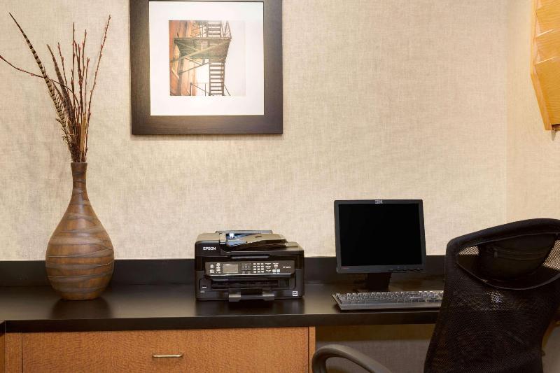 هتل Wingate By Wyndham Raleigh Durham / Airport