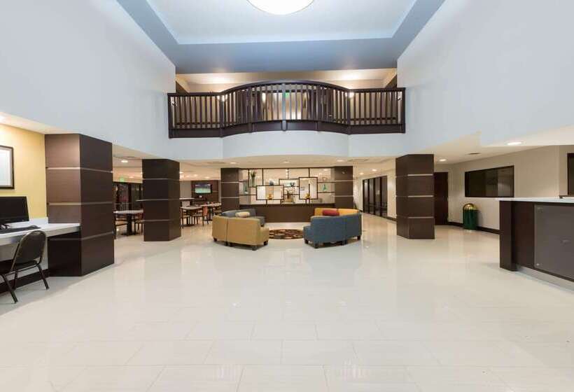 هتل Wingate By Wyndham Sulphur Near Lake Charles