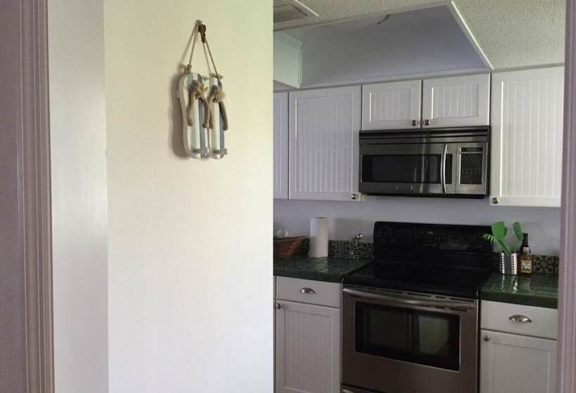 Coconut Palms Townhome