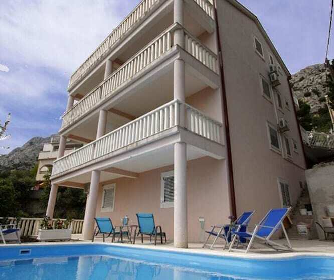 Apartments Vesna Mimice