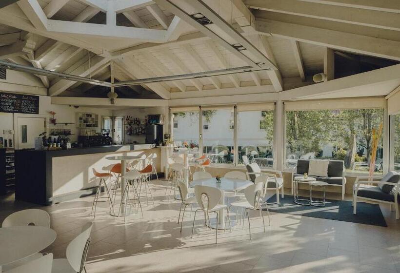 Amalurra Ecohotel & Retreat Center