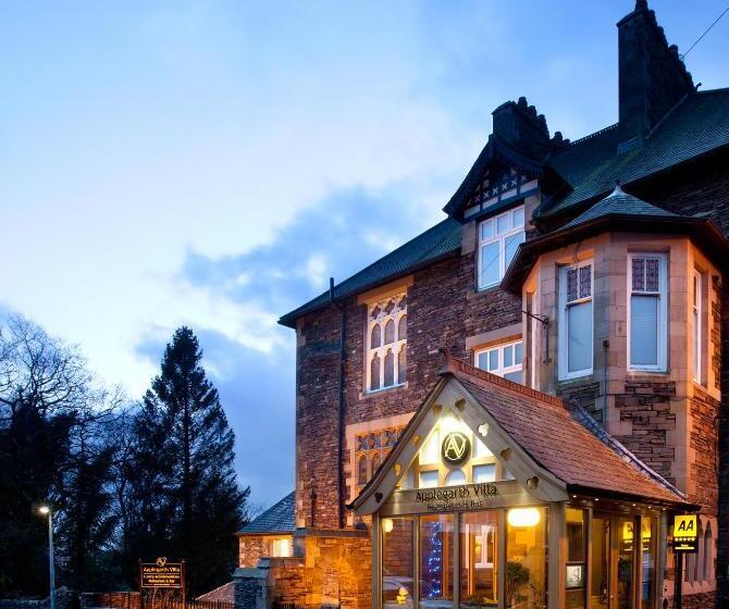 Applegarth Villa Hotel & Restaurant