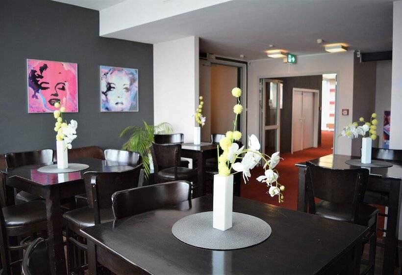 هتل Amedia Express Passau, Trademark Collection By Wyndham