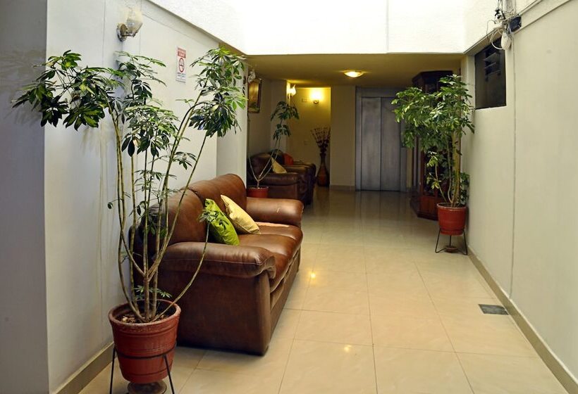 هتل Balsa Inn