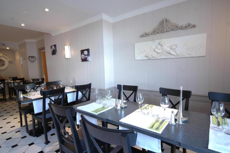 Cristal Hôtel Restaurant   Logis Hotels