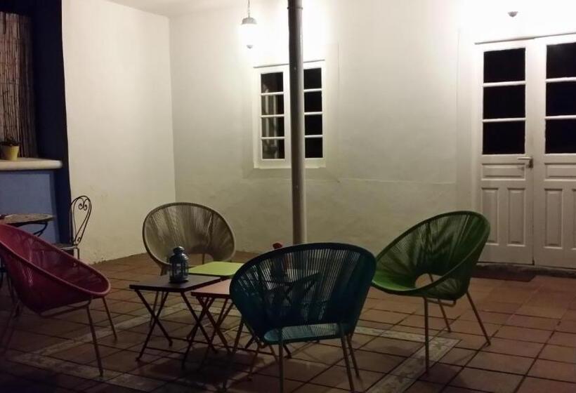 هتل H Casona Selgas De Cudillero