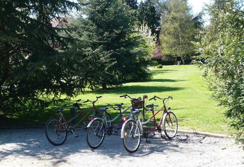 هتل Jardin De Carrejo