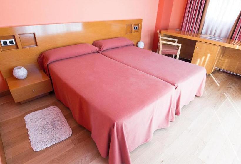 فندق La Estación De Luanco