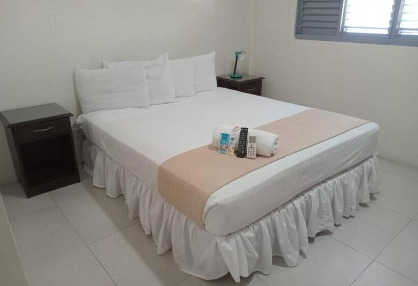هتل La Siesta