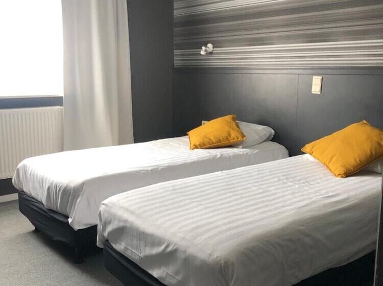 New Hotel De Lives