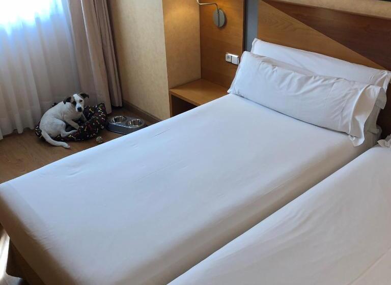 Fotos del hotel Oca Villa De Avilés:  14