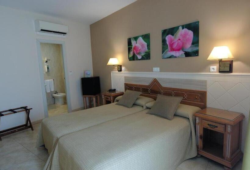 ホテル Puerta Del Mar   Adults Recommended