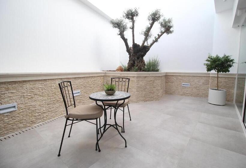 ホテル Puerta Del Mar   Adults Recommended