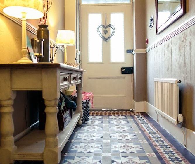 ホテル The Knoll Country House