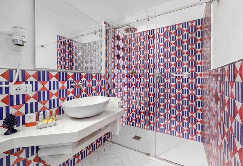 Residence 2 Pini