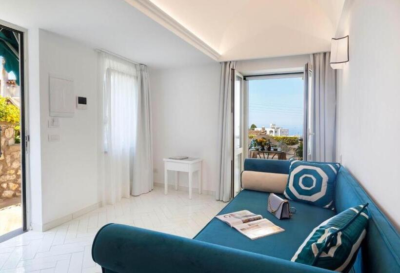 Residence 2 Pini