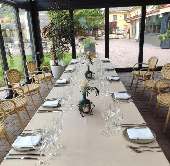 Central Hotel Radviliškis