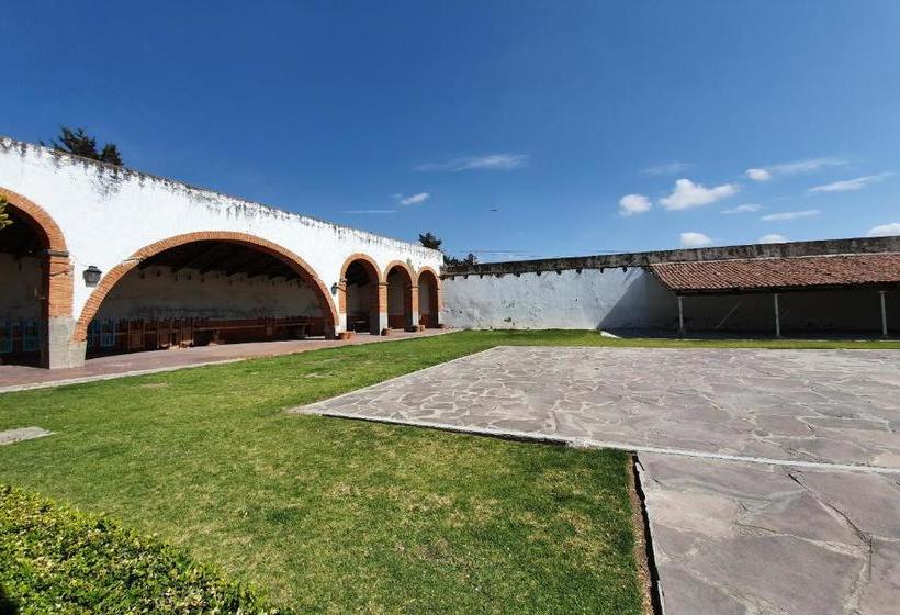 هتل Hacienda Tecoac