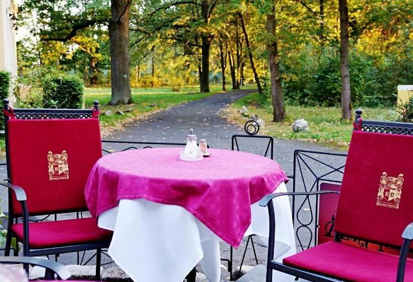 هتل Rezidence Zámeček   Boutique