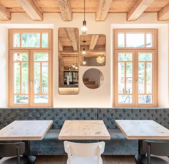 هتل Alla Stazion Locanda Nelle Dolomiti