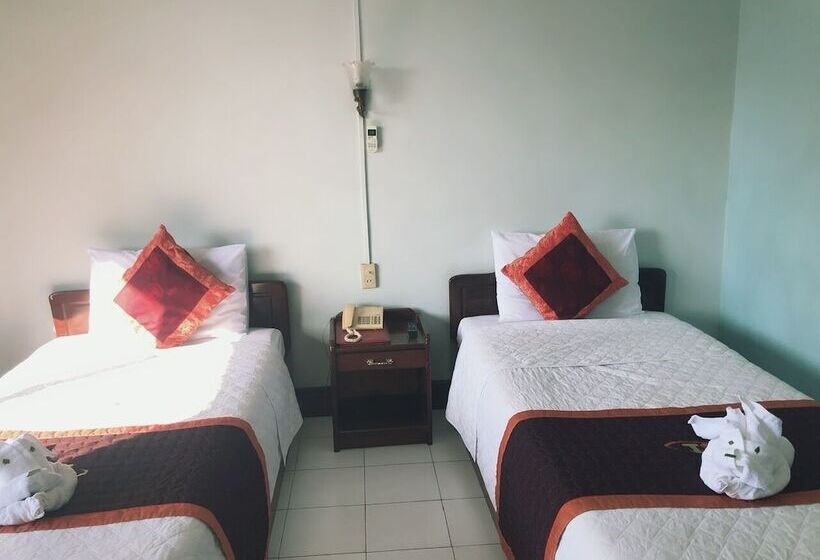 هتل Vientiane Chaleunxay Center