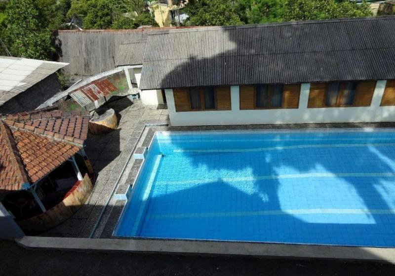 Отель Villa Tunas Alam Mutiara