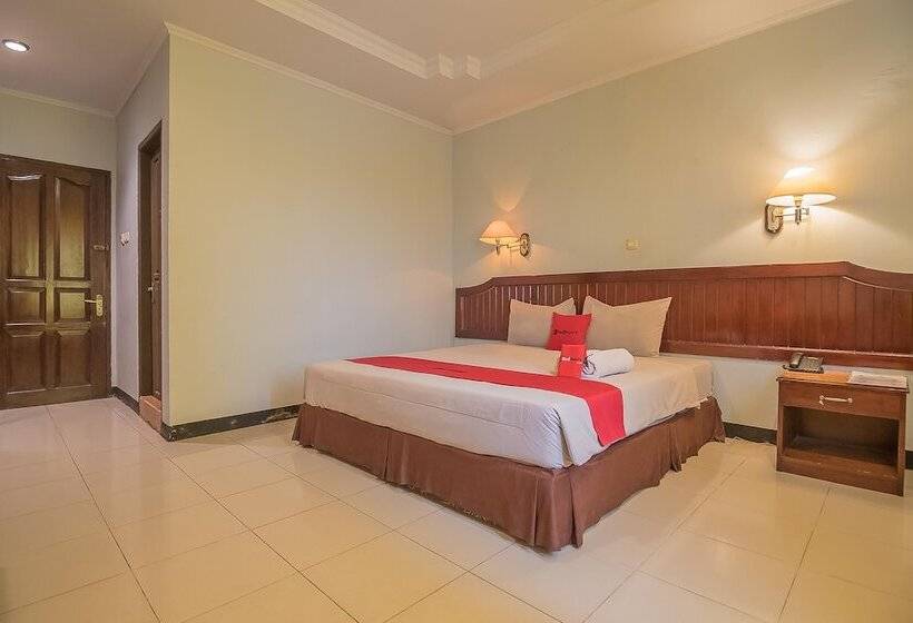 Пансион Reddoorz Syariah @ Grand Taufiq Tarakan