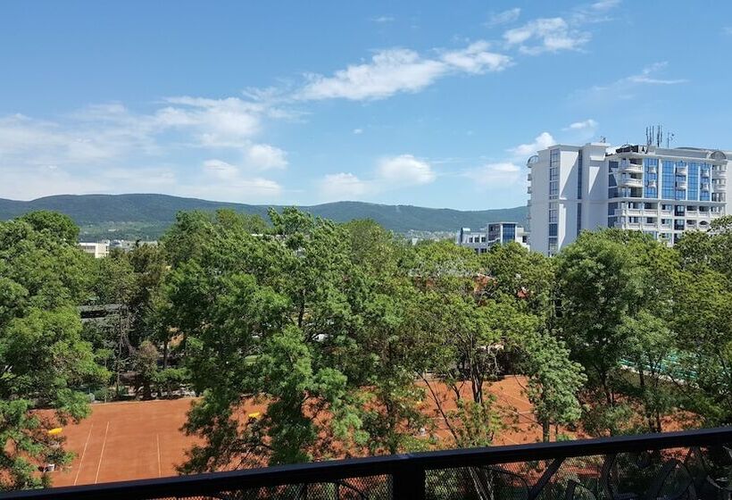 هتل Sandapart Royal Beach Apartments