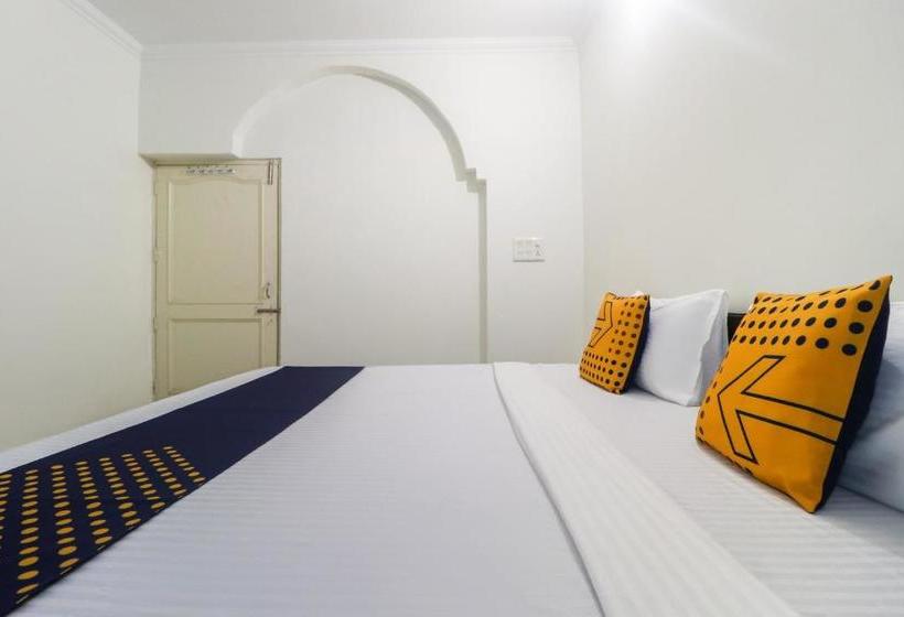 فندق Spot On 49193 New Village Guest House