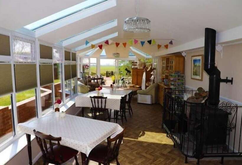 فندق Elmfield House