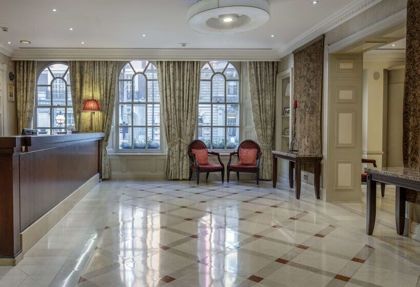 هتل Hilton London Euston