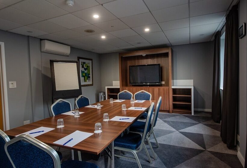هتل Holiday Inn Express Canterbury, An Ihg
