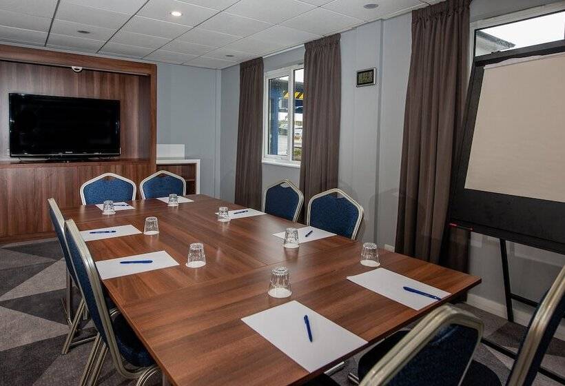 هتل Holiday Inn Express Canterbury, An Ihg
